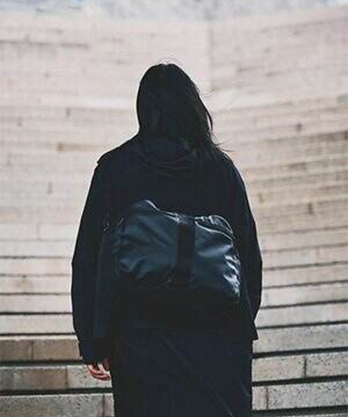 WHITE MOUNTAINEERING（ホワイトマウンテニアリング） ショルダー