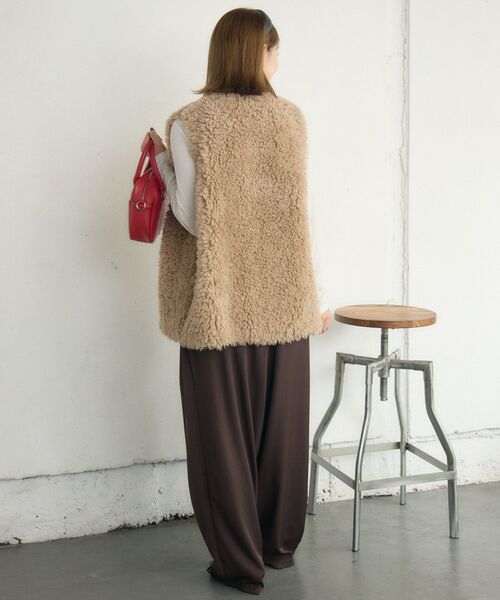 【レア品】LOVEGIRLSMARKET レディース 豚皮 ガンホルダーベスト レア品】LOVEGIRLSMARKET レディース 豚皮 ガンホルダーベスト