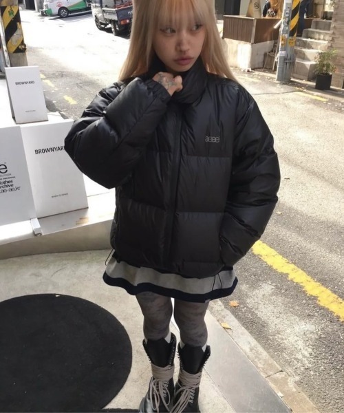 aeae ダウンコート ダウンジャケット WEB LOGO DOWN JACKET レディース
