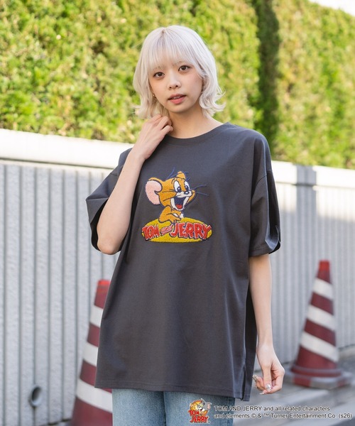 トムとジェリー　タフィー　レディース　Tシャツ　半袖　サガラ刺繍　洋服 tシャツ 半袖 「TOM＆JERRY/トムとジェリー」「ふんわりルーズ