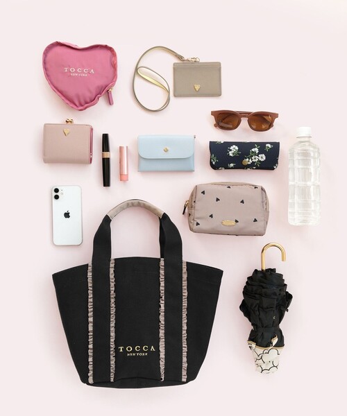 「TOCCA」 ハンドバッグ F ブラック レディースの画像