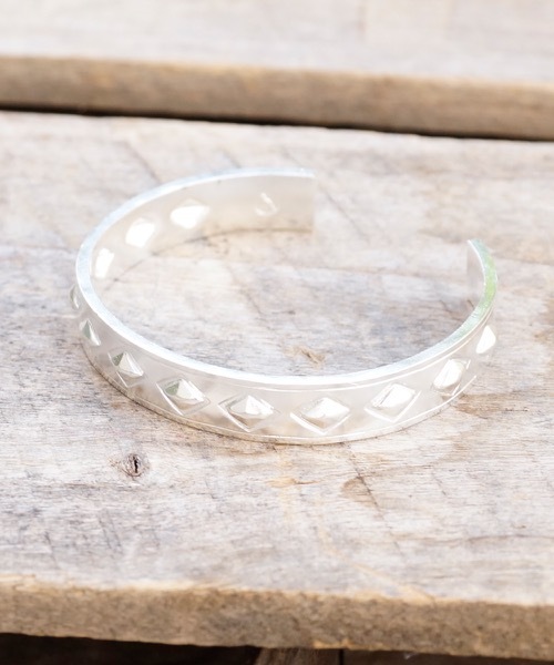 バングル Genri/「floater」Studded BangleII メンズ レディースの画像
