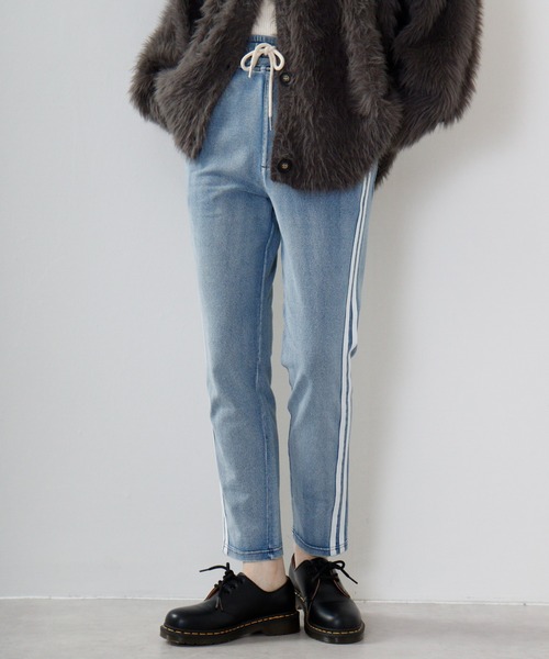 EVOLUTION（エボリューション） パンツ ライン入りジョガーパンツ