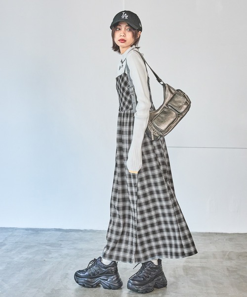 スニーカー プラットチャンキースニーカー「3サイズ展開・軽量」 レディースの画像
