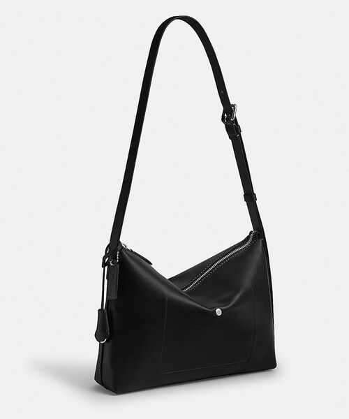 ✨未使用　COACH ショルダーバッグ　メッセンジャーバッグ　ブラック　レザー COACH ショルダーバッグ モット メッセンジャー バッグ 33