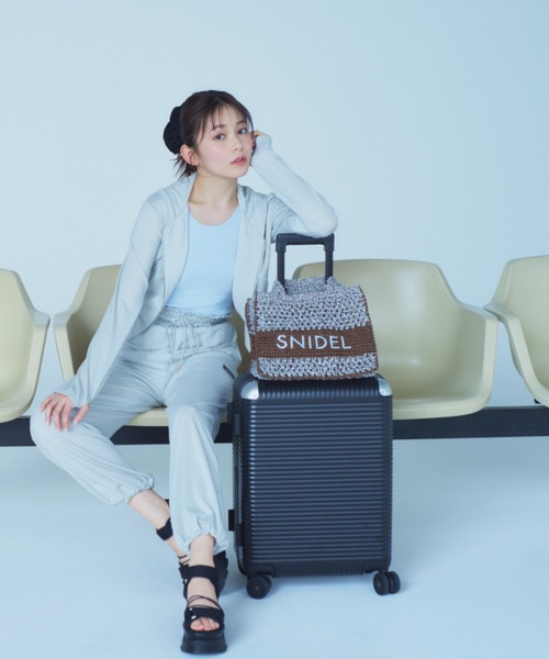 【新品未使用】SNIDEL♡UVカットパンツ シルバー UVカットパンツ/ウォッシャブル(ロングパンツ)｜パンツ｜SNIDEL