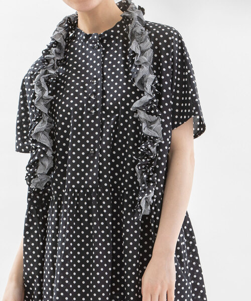 nop de nod（ノップドゥノッド） ワンピース フリルタイ付きワンピース