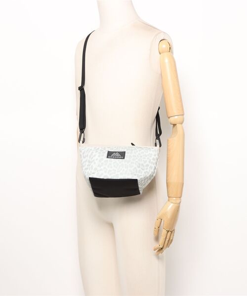 GREGORY グレゴリー レオパードイージーショルダーバッグ　美品 GREGORY ショルダーバッグ 「GREGORY/グレゴリー」イージー