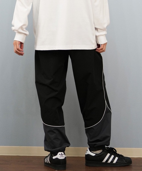 NEW ERA（ニューエラ） パンツ NEW ERA/ニューエラオーバーサイズド
