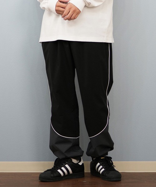 NEW ERA（ニューエラ） パンツ NEW ERA/ニューエラオーバーサイズド