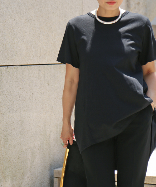 「CELERI」 半袖Tシャツ - ブラック レディースの画像