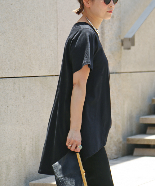 「CELERI」 半袖Tシャツ - ブラック レディースの画像