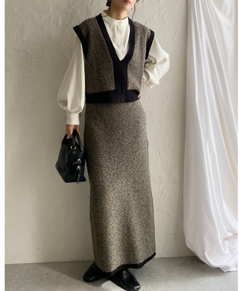 She's Closet セットアップ ミックスカラー配色ループヤーン深vネック