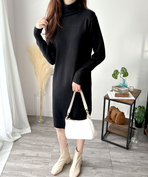 ワンピース シンプルで品のあるリラックススタイルが完成♪ タートルネックニットロングワンピース | Dewlily | 12