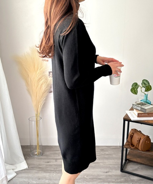 ワンピース シンプルで品のあるリラックススタイルが完成♪ タートルネックニットロングワンピース | Dewlily | 14