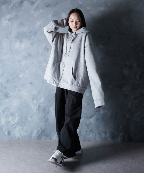 NOIZY パーカー Threads Utility Zip-Up Hoodie / ワンポイント 刺繍