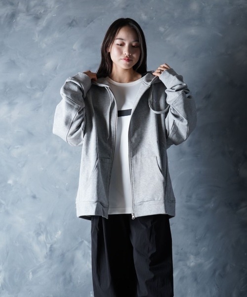 harukastunning シャイニースウェットフーディ　タグつき NOIZY パーカー Threads Utility Zip-Up Hoodie / ワンポイント 刺繍
