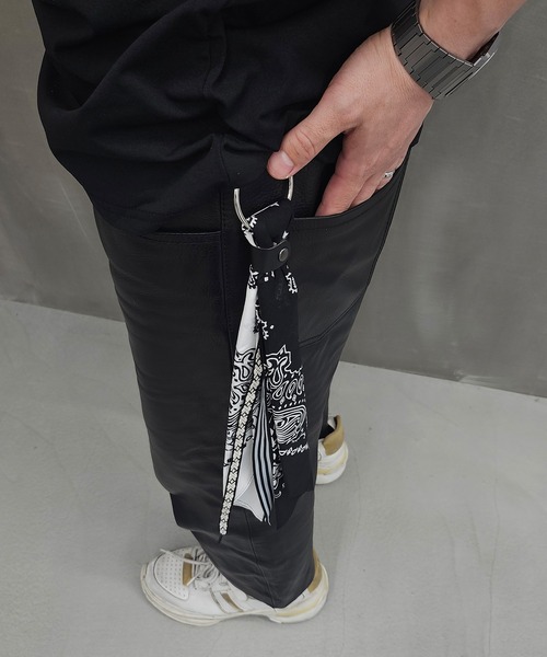タッセルキーホルダー　スニーカー WESTBOY（ウエストボーイ） キーホルダー ストリートアクセサリー