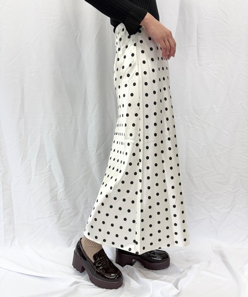 Alite cloth（アリーテクロス） ロング スカート ドット柄サテン