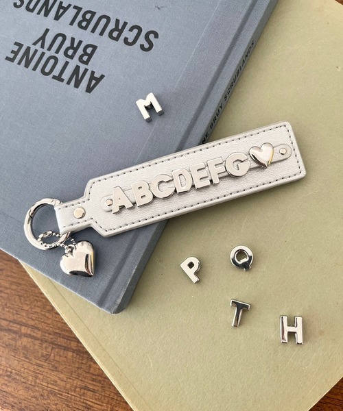 推し活 Me% 推し活イニシャルパーツ 109507 : ZOZOTOWN Yahoo!店 - 通販