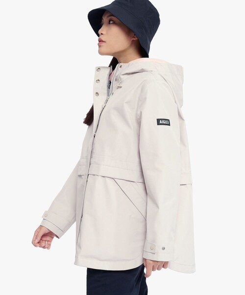 新品タグ付き　AIGLE 撥水カロンブフーデッドジャケット　マウンテンパーカー AIGLE マウンテンパーカー ウインドブレーカー 透湿防水