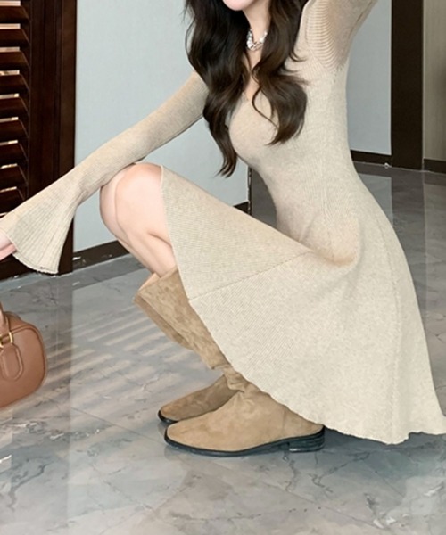 leune（ルネ） ワンピース フレアスリーブVネックフレアニット