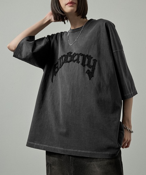 tシャツ 「Alfred Alex」ヴィンテージ加工ピグメントロゴパッチTシャツ