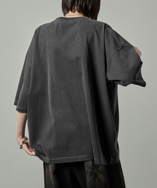 あ*ら様 ヴィンテージスタイルTシャツ グレー/ブラック tシャツ 「Alfred Alex」ヴィンテージ加工ピグメントロゴパッチTシャツ