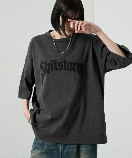 tシャツ 「Alfred Alex」ヴィンテージ加工ピグメントロゴパッチTシャツ
