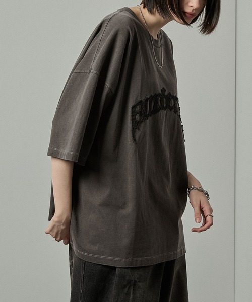 tシャツ 「Alfred Alex」ヴィンテージ加工ピグメントロゴパッチTシャツ