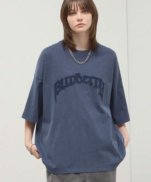 tシャツ 「Alfred Alex」ヴィンテージ加工ピグメントロゴパッチTシャツ