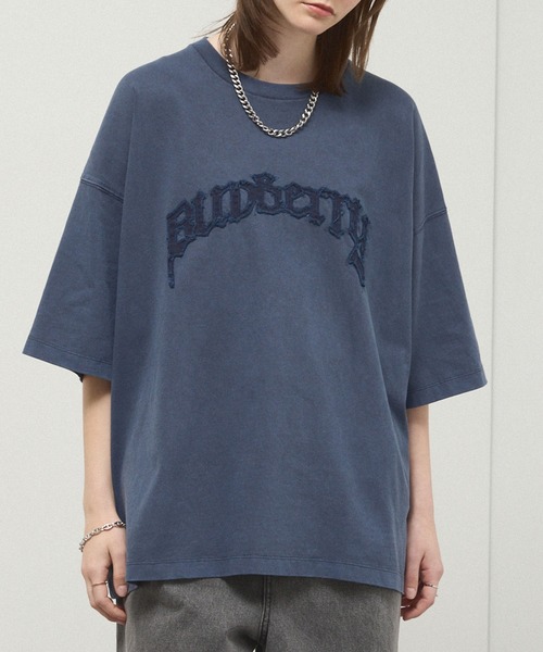 tシャツ 「Alfred Alex」ヴィンテージ加工ピグメントロゴパッチTシャツ