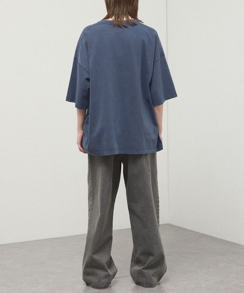 tシャツ 「Alfred Alex」ヴィンテージ加工ピグメントロゴパッチTシャツ