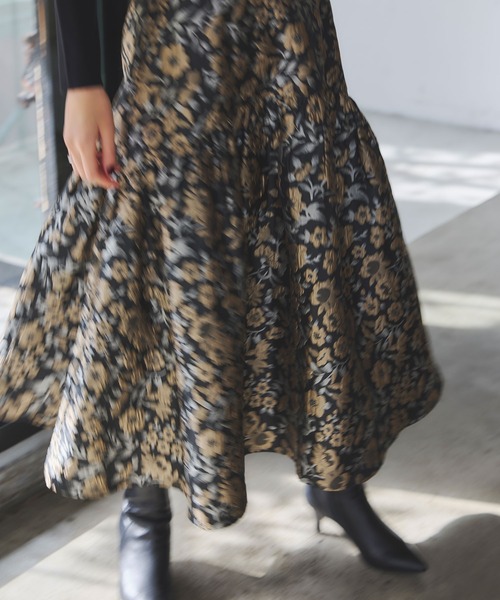 &. NOSTALGIA（ノスタルジア） スカート フラワージャガードスカート