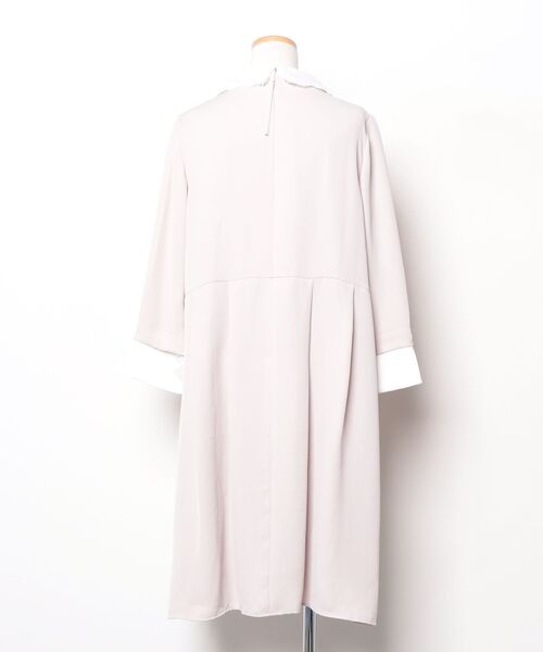 「Rose Tiara」 7分袖ワンピース 42 ベージュ レディース_画像3