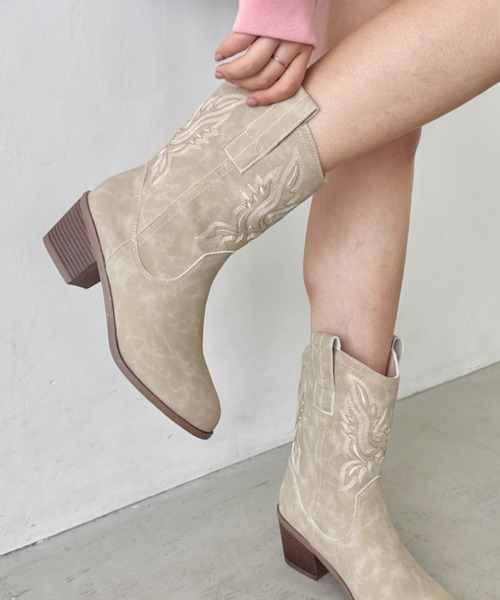 SOLLON.（ソルロン） ブーツ 刺繍入りミドルウエスタンブーツ