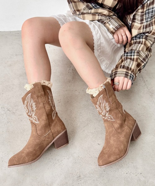 SOLLON.（ソルロン） ブーツ 刺繍入りミドルウエスタンブーツ