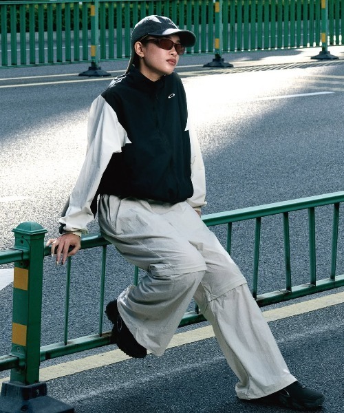 OAKLEY（オークリー） スニーカー EDGE ICON スニーカー FOF100539