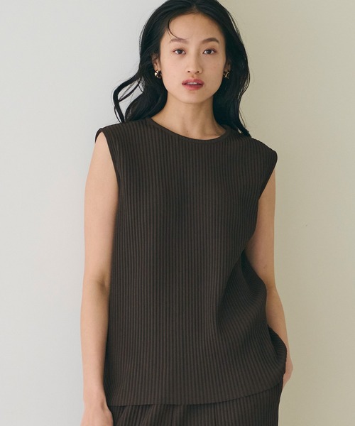 coca（コカ） tシャツ 「WEB限定セール」ジョーゼットプリーツ 