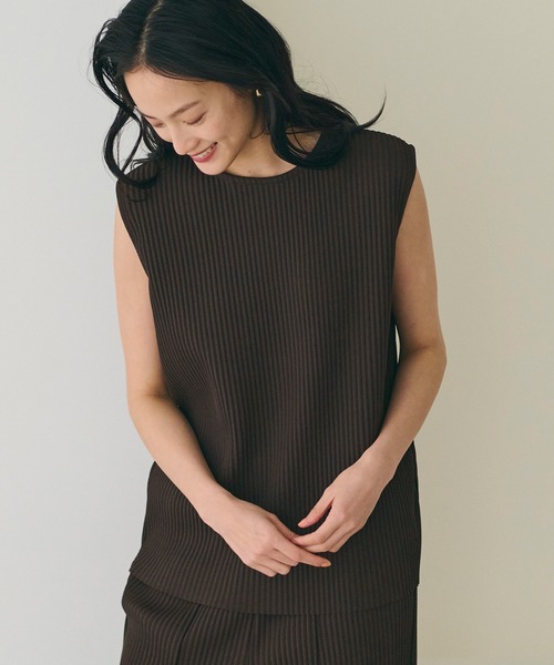 coca tシャツ ジョーゼットプリーツノースリーブトップス セットアップ