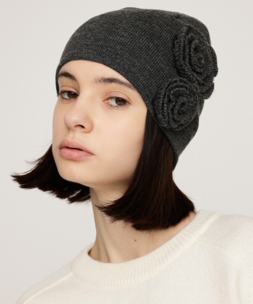 SLY（スライ） ニット帽 ニットキャップ FLOWER MOTIF KNIT BEANIE