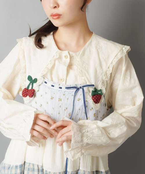 SPINNS（スピンズ） ブラウス シャツ フルーツ刺繍が気分彡フルーツ