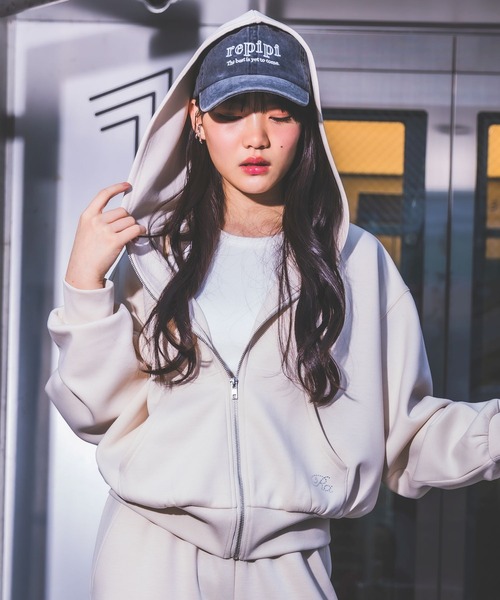 repipi armario（レピピアルマリオ） パーカー ダンボールZIPフーディ