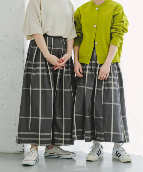 「ITEMS URBANRESEARCH」 フレアスカート FREE チャコールグレー レディース_画像4