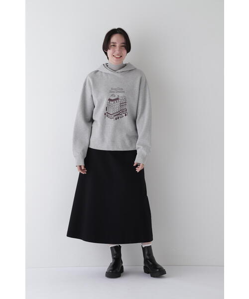 「human woman」 プルオーバーパーカー MEDIUM グレー レディースの画像