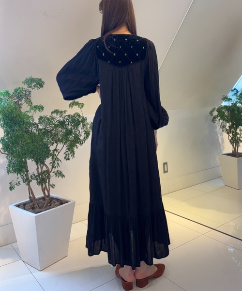 sara mallika（サラ マリカ） ドレス VELVET BEADS EMBROIDERY DRESS