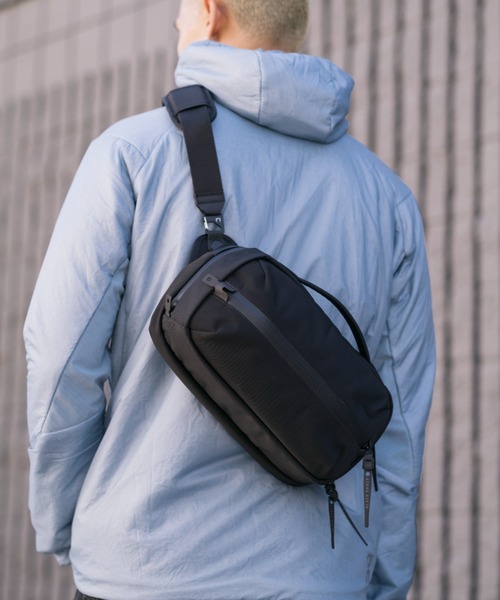 BLACK EMBER（ブラックエンバー） ショルダーバッグ GRIP SLING 6