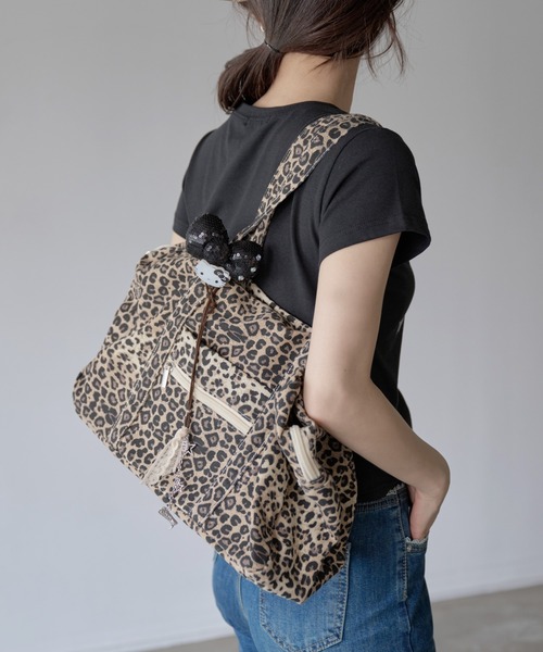 BOTTEGA VENETA ボストンバッグ 大容量 ナイロン レオパード柄 BOTTEGA VENETA ボストンバッグ 大容量 ナイロン レオパード柄