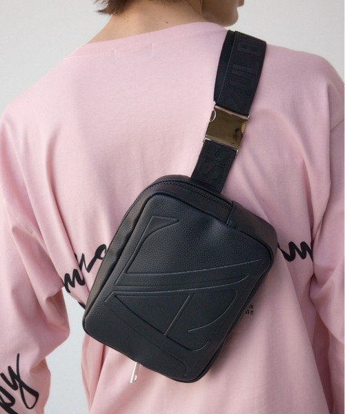AZUL BY MOUSSY（アズールバイマウジー） ショルダーバッグ バッグ