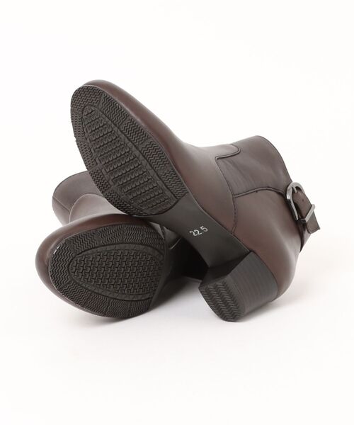 Piedi Nudi（ピエディヌーディ） ブーツ 本革 ベルトデザイン ショート